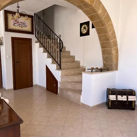 Pounentis House Holiday home Mesanagros