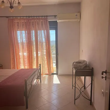 Pounentis House Mesanagros